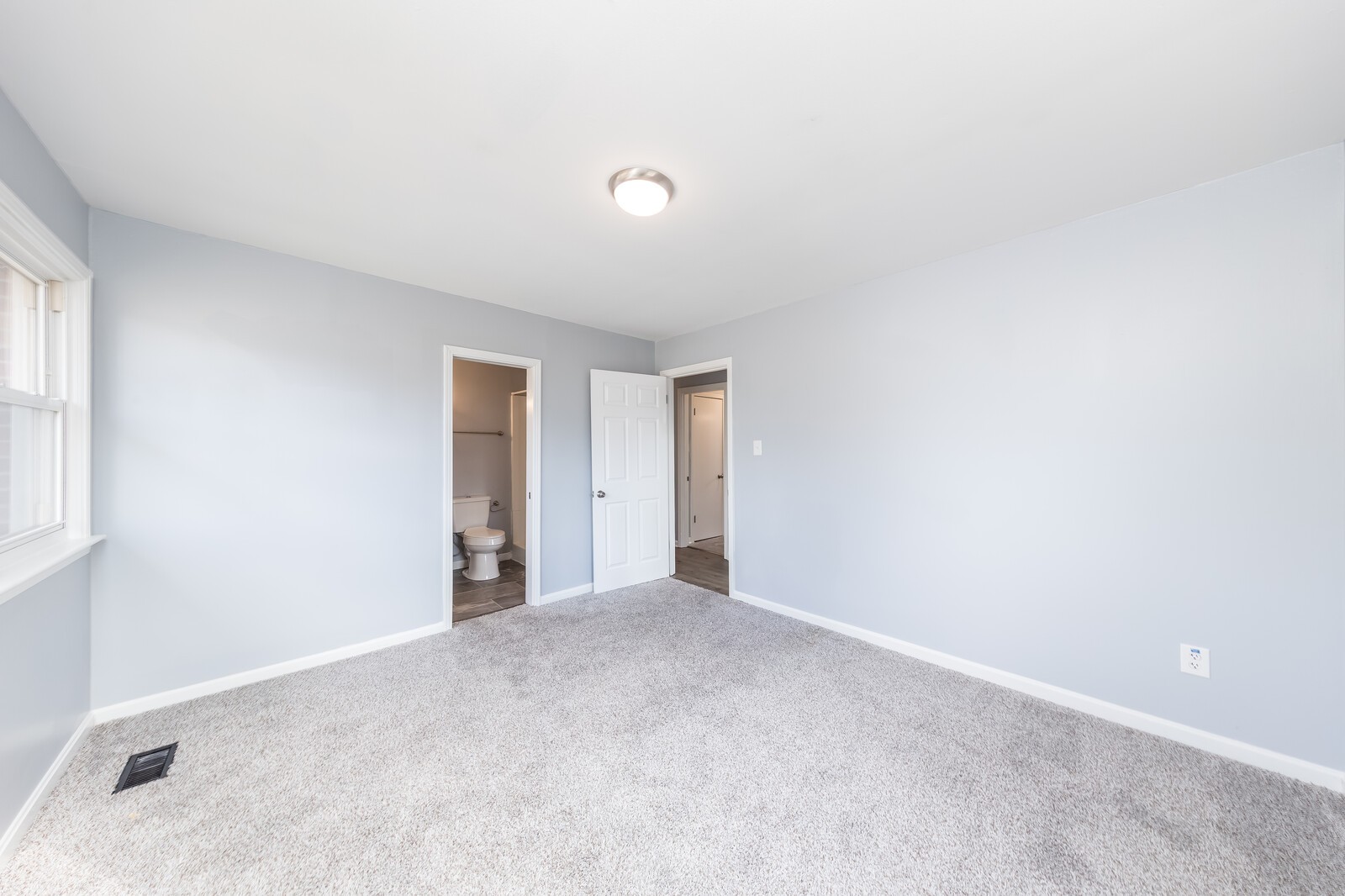 433 High Point Road Clarksville, TN 37042 - Photo 14 of 22 Gallery Image 14