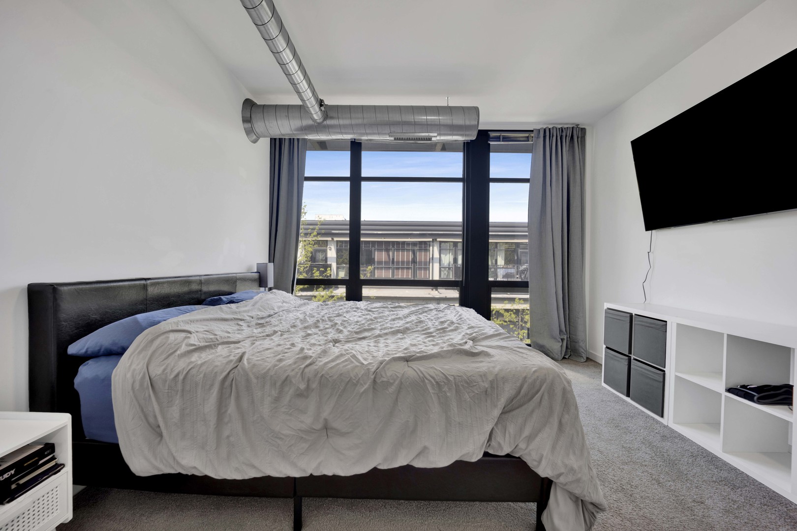 1150 West 15th Street, Unit 401 Chicago, IL 60608 - Photo 11 of 22