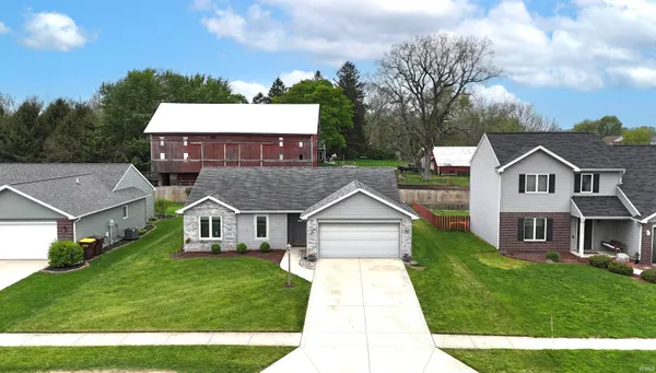 $265,000 | 15001 Towne Gardens Drive, Huntertown, IN 46748