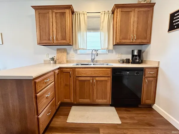 $265,000 | 15001 Towne Gardens Drive, Huntertown, IN 46748