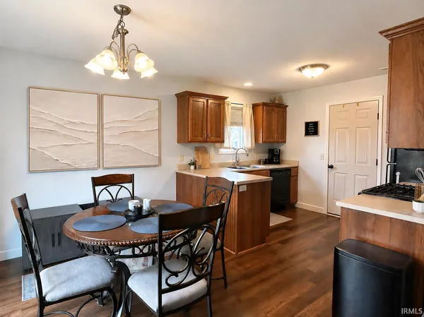 $265,000 | 15001 Towne Gardens Drive, Huntertown, IN 46748