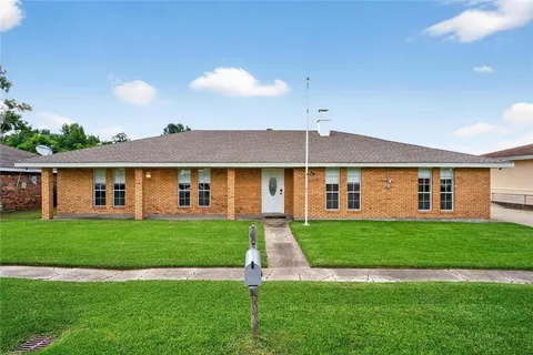 $292,000 | 1305 Orchid Drive, Harvey, LA 70058