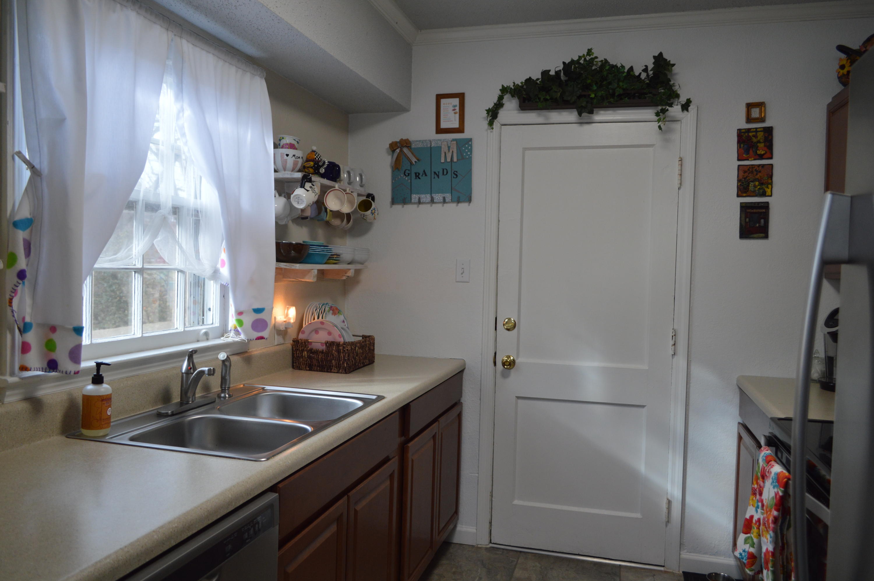 309 Spring Creek Road Chattanooga, TN 37411 - Photo 6 of 25 Srping Creek Road 011