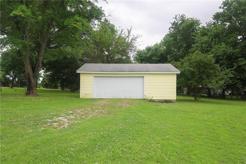 3590 Cr 3875 Road Independence, KS 67301 - Photo 7 of 38