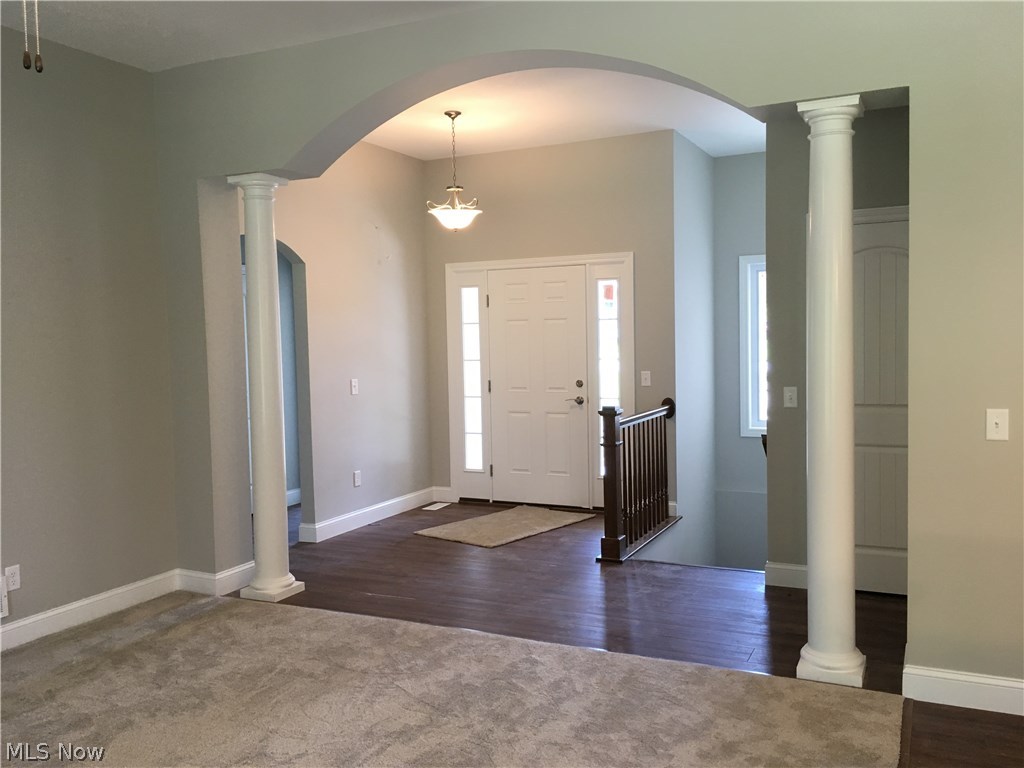 11247 Girdled Road Painesville, OH 44077 - Photo 3 of 24 Gallery Image 3