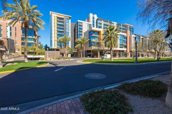 $2,150 | 100 West Portland Street, Unit 505, Phoenix, AZ 85003