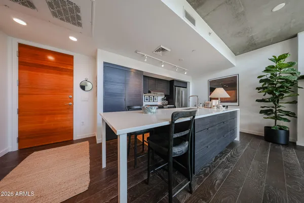 $2,150 | 100 West Portland Street, Unit 505, Phoenix, AZ 85003