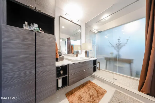 $2,150 | 100 West Portland Street, Unit 505, Phoenix, AZ 85003