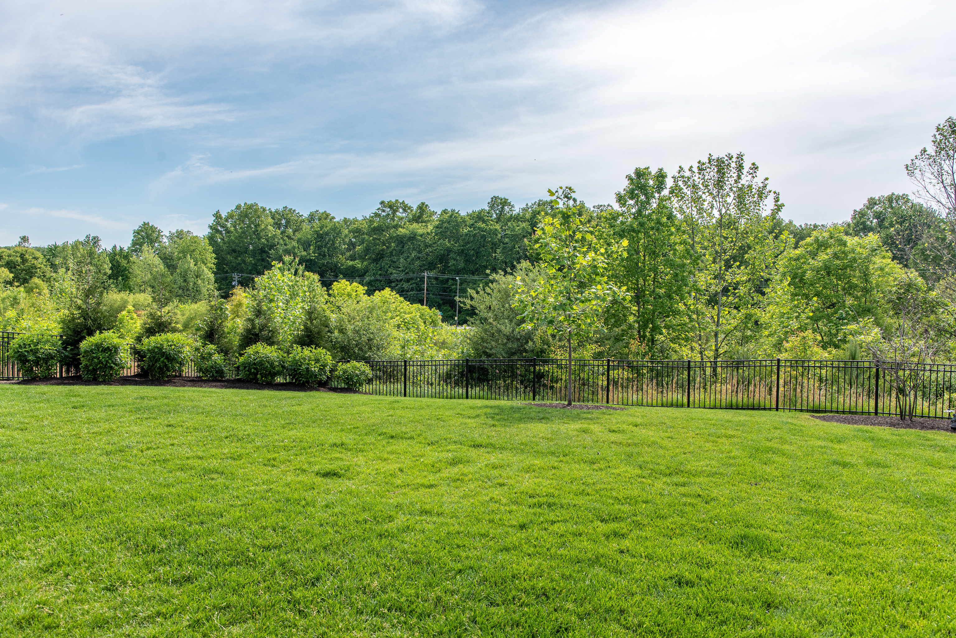 1512 Maple Ridge Court Columbus, IN 47201 - Photo 32 of 33 Gallery Image 32