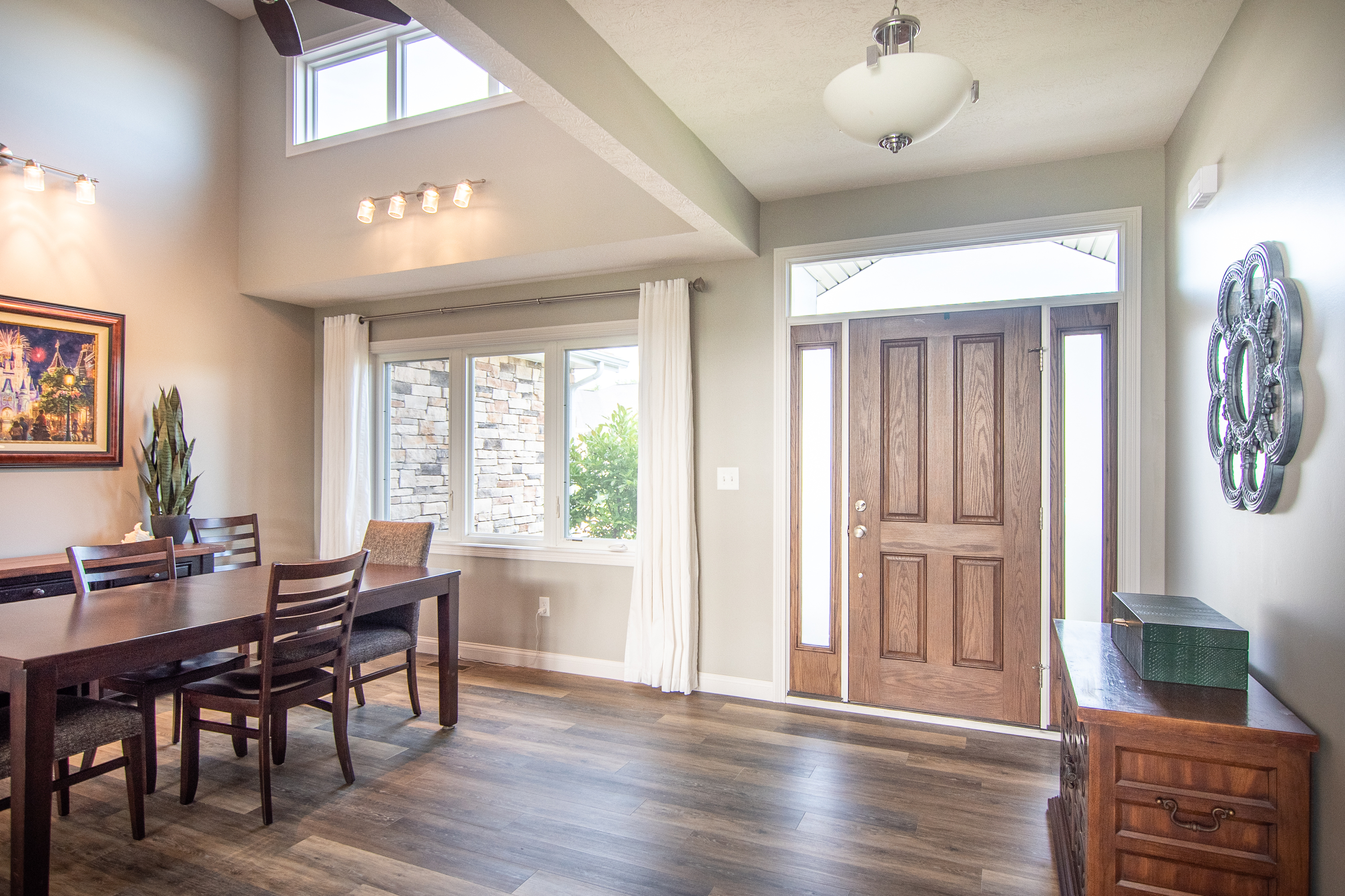 1512 Maple Ridge Court Columbus, IN 47201 - Photo 4 of 33 Gallery Image 4