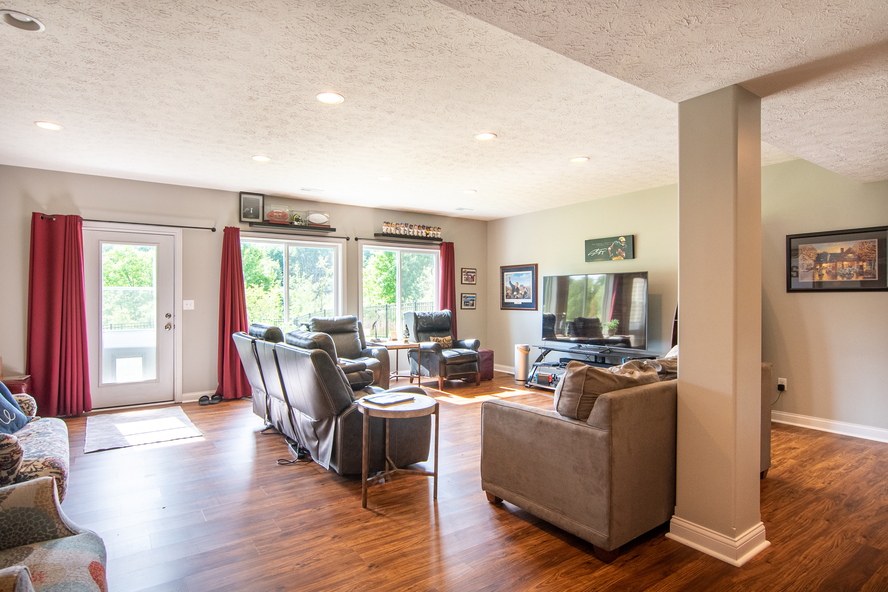1512 Maple Ridge Court Columbus, IN 47201 - Photo 8 of 33 Gallery Image 8