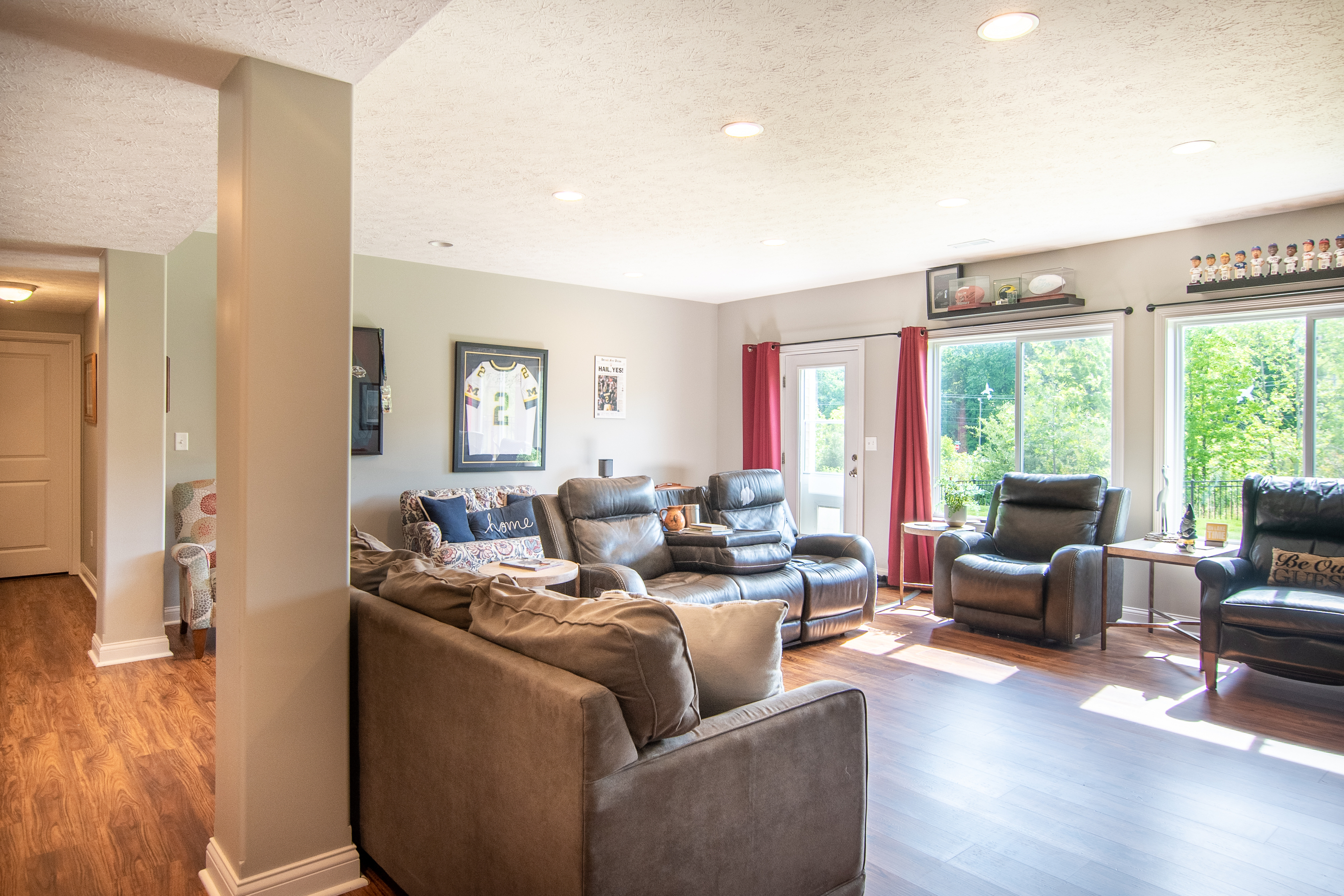1512 Maple Ridge Court Columbus, IN 47201 - Photo 9 of 33 Gallery Image 9