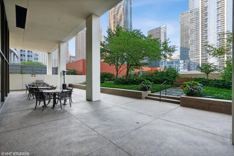 $599,500 | 360 East Randolph Street, Unit 1208, Chicago, IL 60601