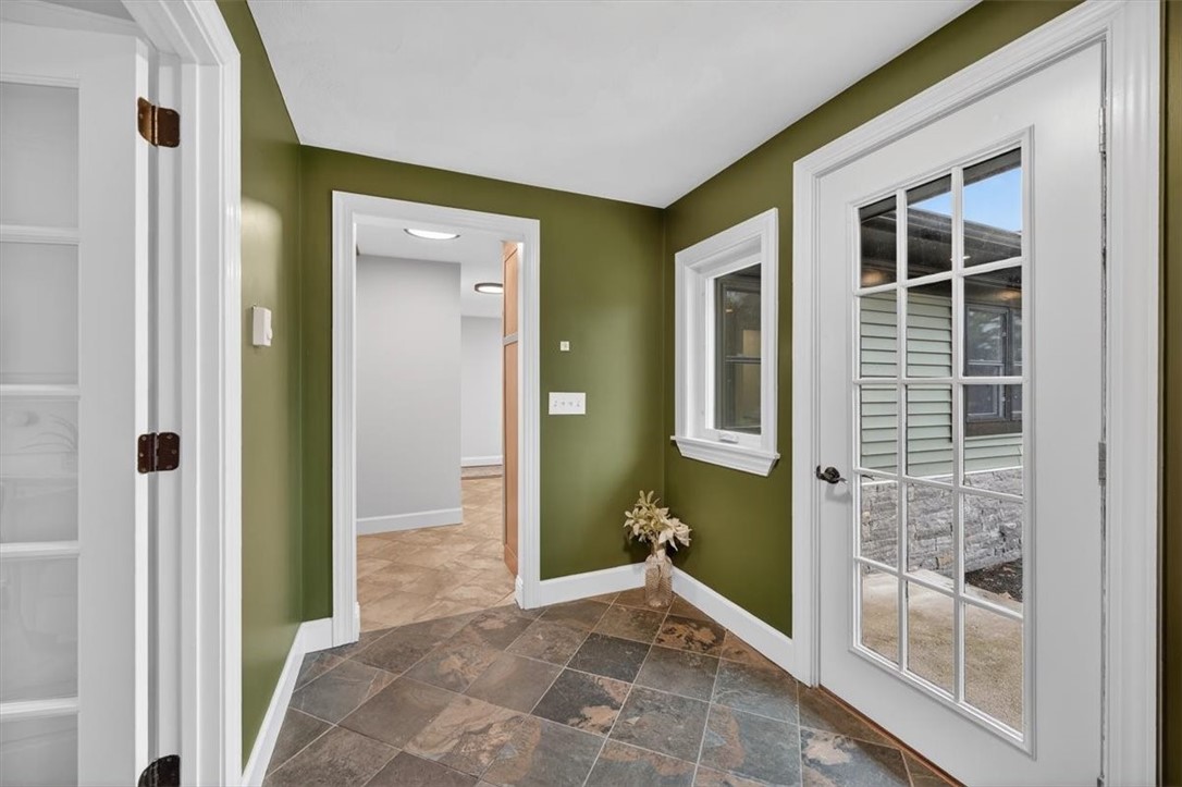 3 Set N Sun Drive Scituate, RI 02831 - Photo 29 of 46