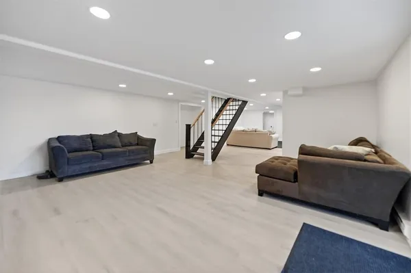 $729,900 | 3 Set N Sun Drive, Scituate, RI 02831