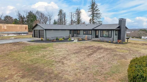 $729,900 | 3 Set N Sun Drive, Scituate, RI 02831