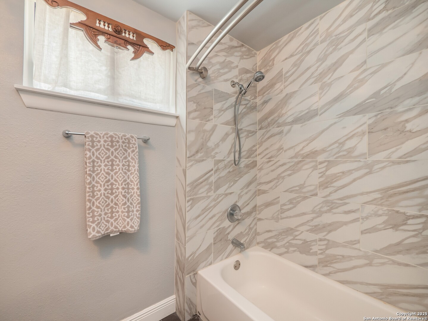 2275 Huber Road Seguin, TX 78155 - Photo 30 of 52