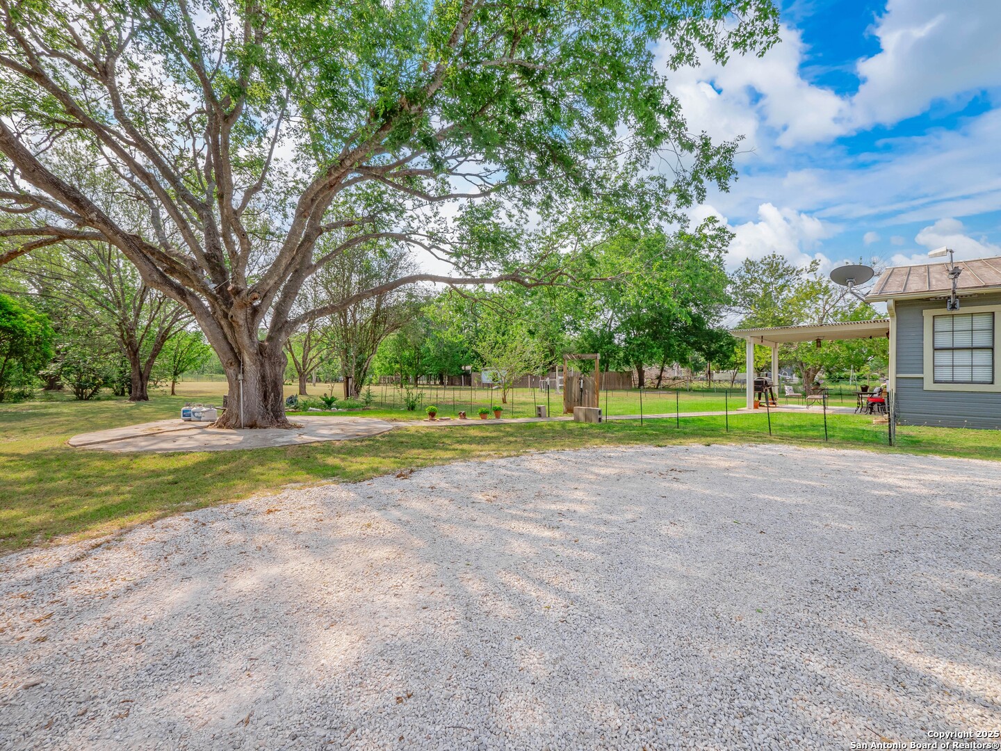 2275 Huber Road Seguin, TX 78155 - Photo 42 of 52