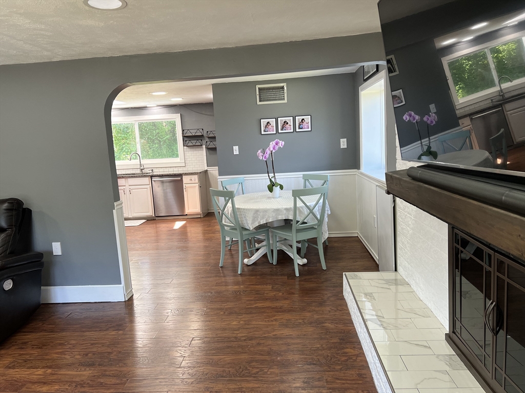 9 Payson Road Billerica, MA 01821 - Photo 8 of 39