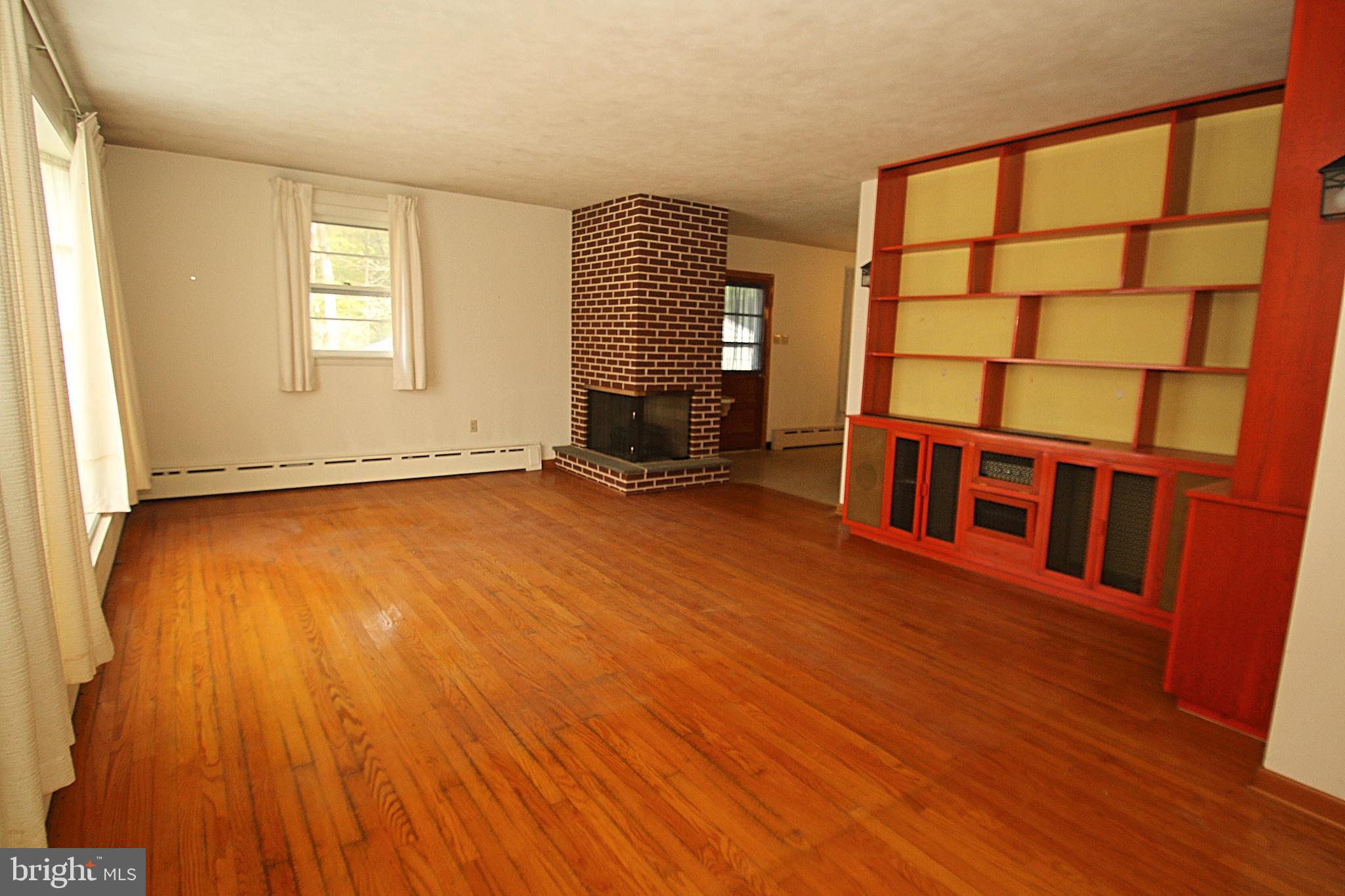 1348 Sheep Hill Road Pottstown, PA 19465 - Photo 3 of 21 Gallery Image 3