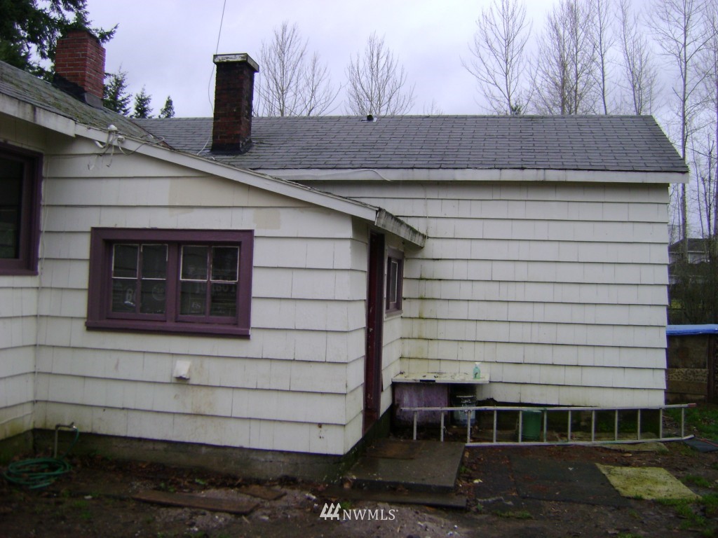 18616 102nd Avenue Southeast Renton, WA 98055 - Photo 9 of 12 Gallery Image 9