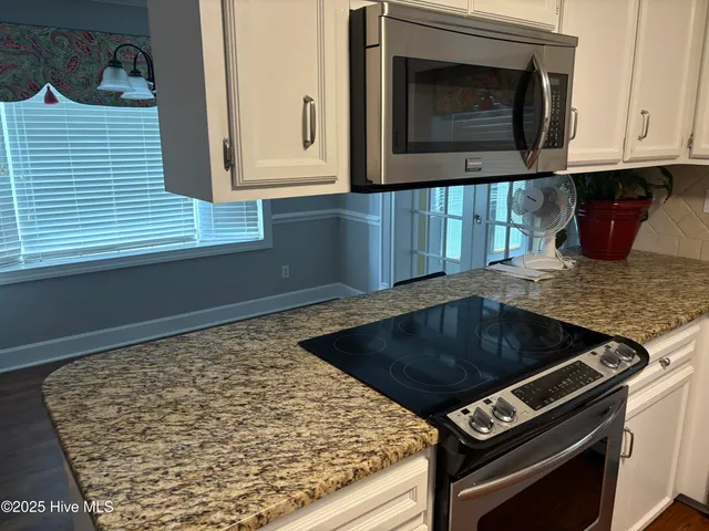 $269,900 | 731 Winterfield Drive, Winterville, NC 28590