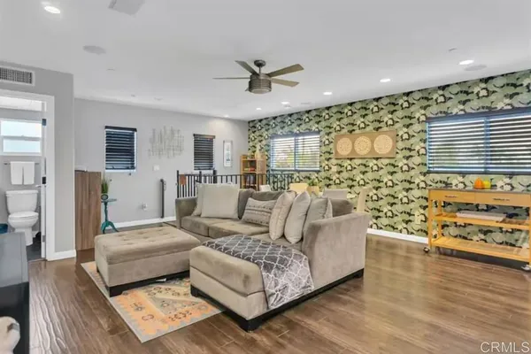 $7,995 | 1145 Emerald Street, Unit REAR (ALLEY), San Diego, CA 92109