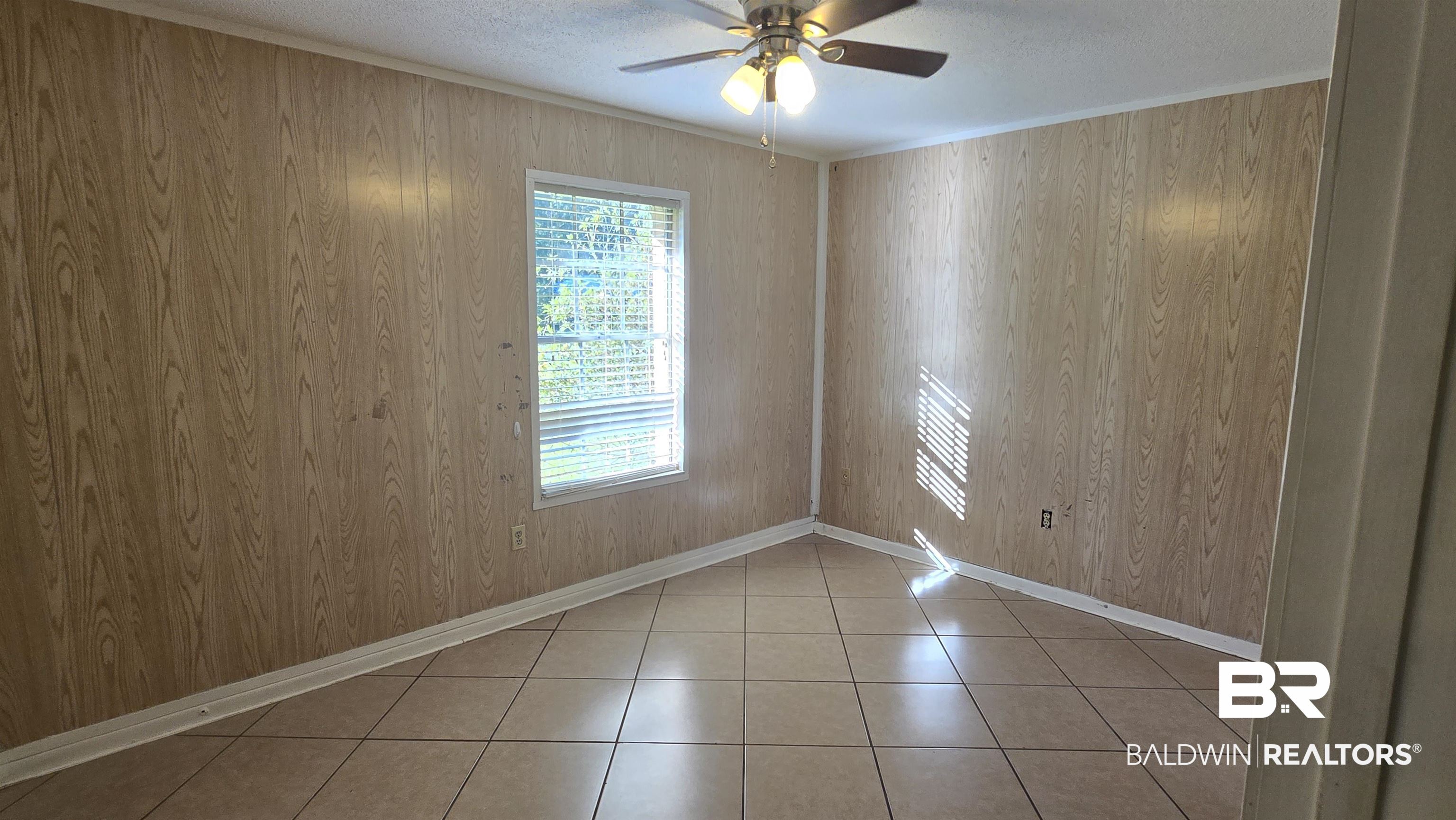 615 East Pedigo Avenue Foley, AL 36535 - Photo 26 of 31