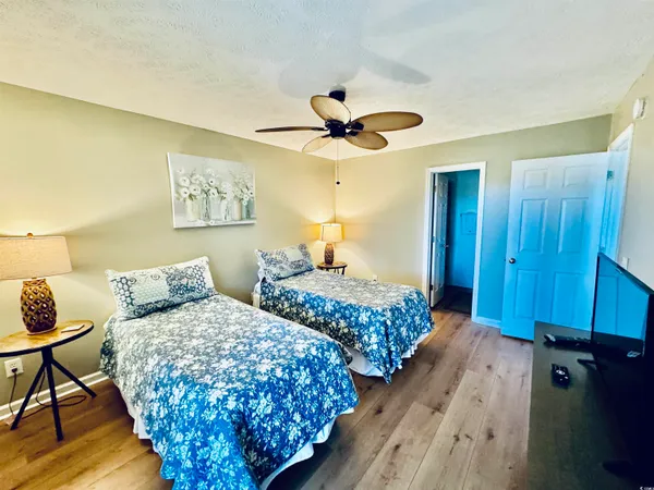 $235,000 | 366 Pinehurst Lane, Unit 13I, Pawleys Island, SC 29585
