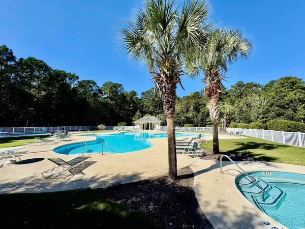 $235,000 | 366 Pinehurst Lane, Unit 13I, Pawleys Island, SC 29585