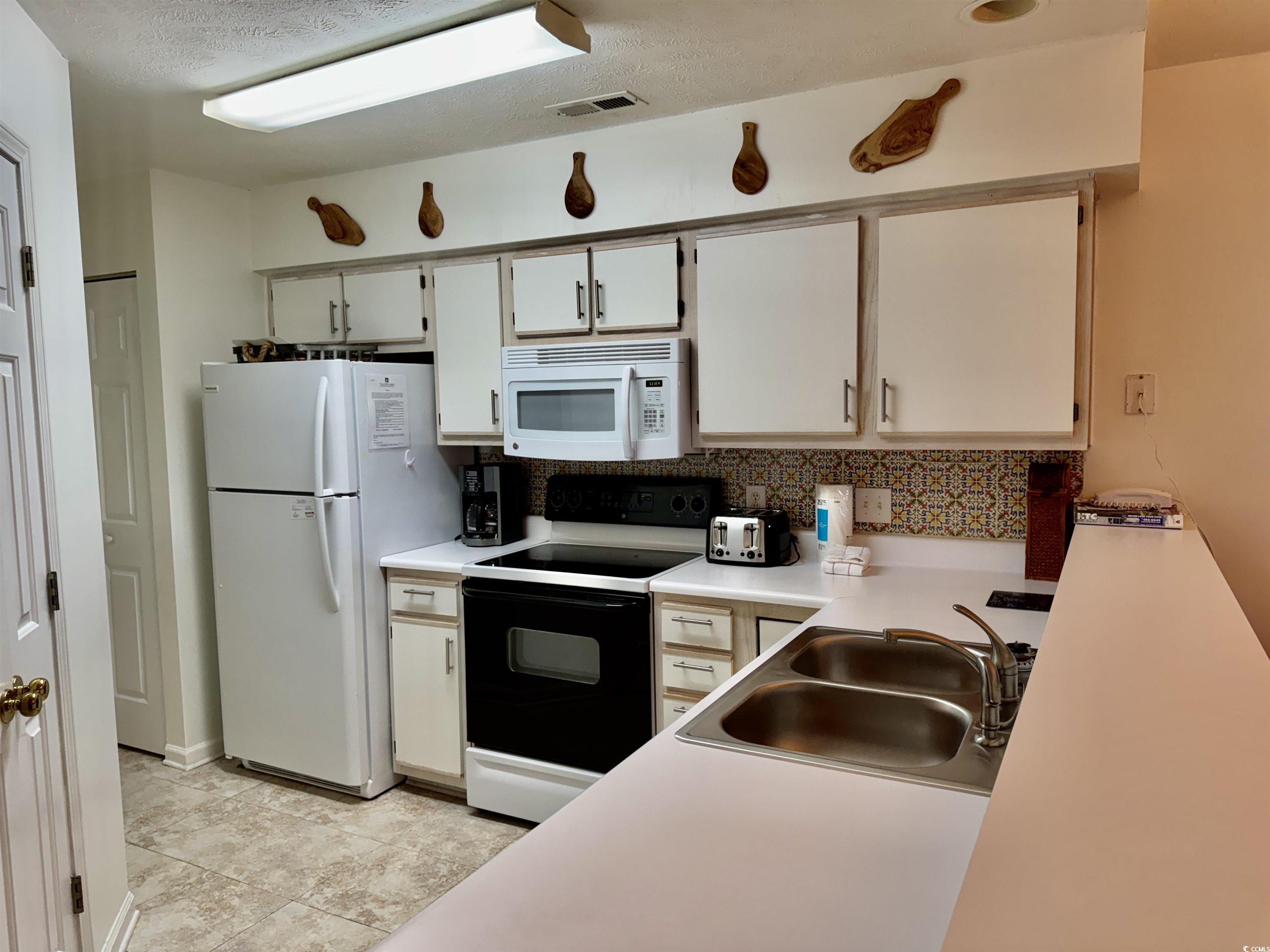 366 Pinehurst Lane, Unit 13I Pawleys Island, SC 29585 - Photo 9 of 40