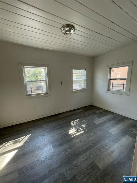 388-390 Leslie Street, Unit 1 Newark, NJ 07112 - Photo 13 of 21 a view of an empty room and window