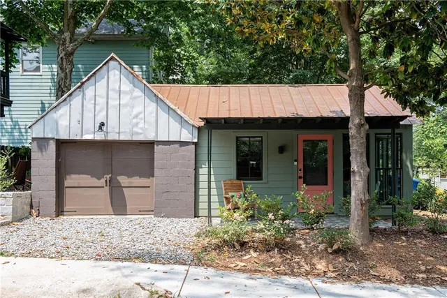 $1,700 | 1044 Manigault Street Southeast, Unit CH, Atlanta, GA 30316