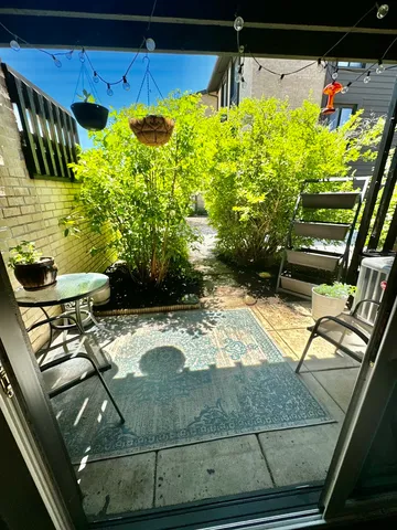 $224,000 | 6174 Knoll Ln Court, Unit 101, Willowbrook, IL 60527