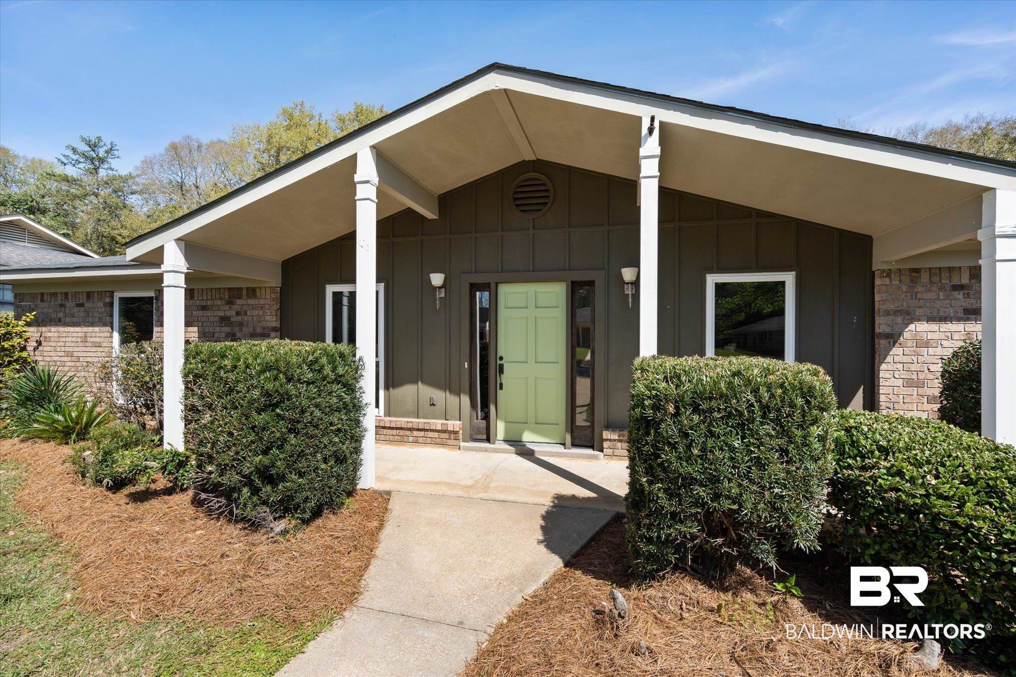 6212 Lampwood Court Mobile, AL 36693 - Photo 2 of 23