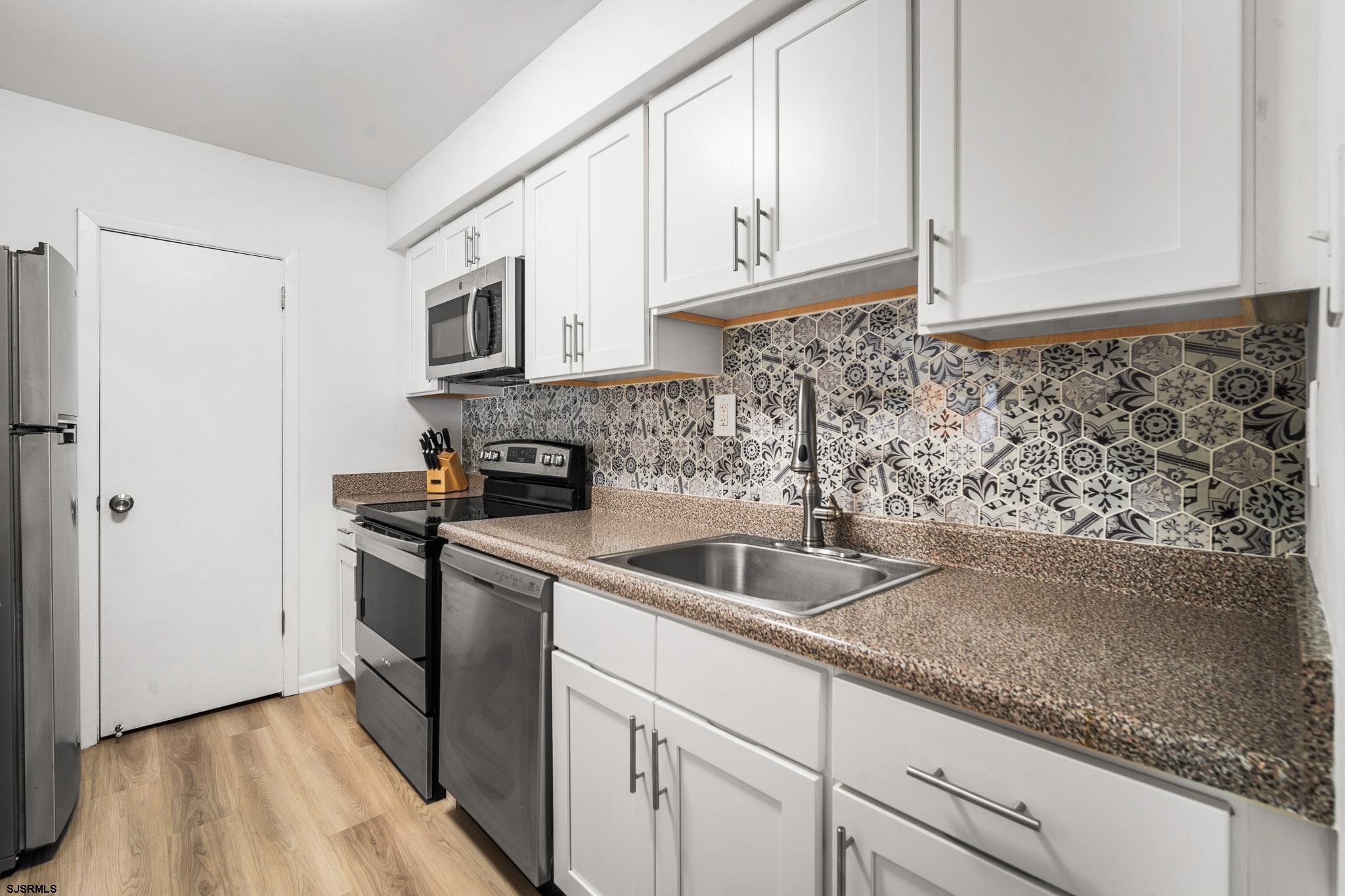 11 Shore Road, Unit E3 Somers Point, NJ 08244 - Photo 13 of 21