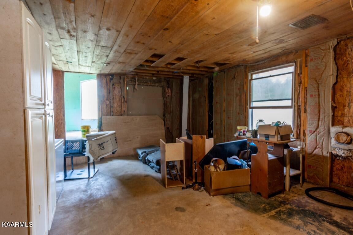 91 Dustin Road Spring City, TN 37381 - Photo 14 of 28 Dustin 8 (Medium)