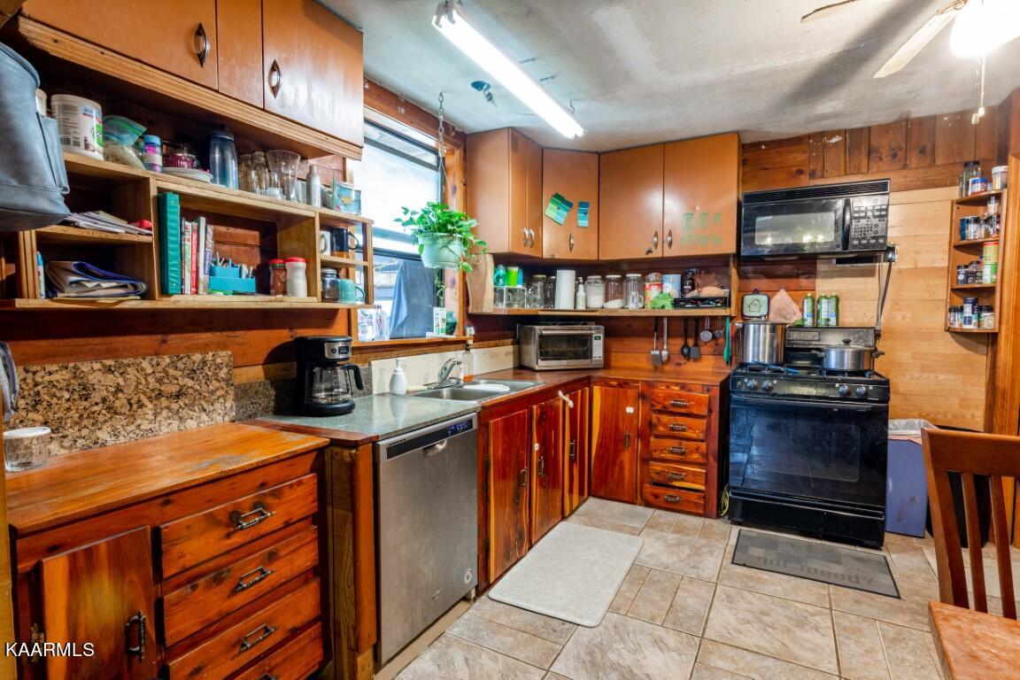 91 Dustin Road Spring City, TN 37381 - Photo 5 of 28 Dustin 5 (Medium)