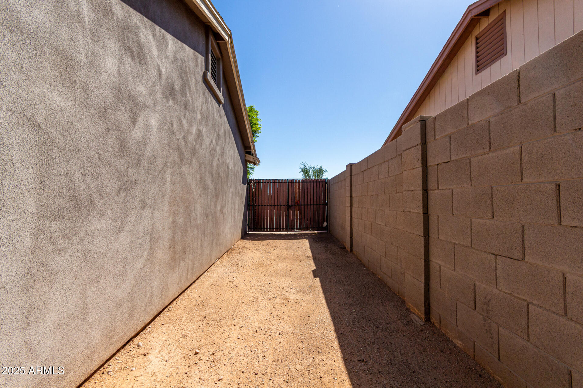 6224 West Berkeley Road Phoenix, AZ 85035 - Photo 27 of 27 a view of balcony