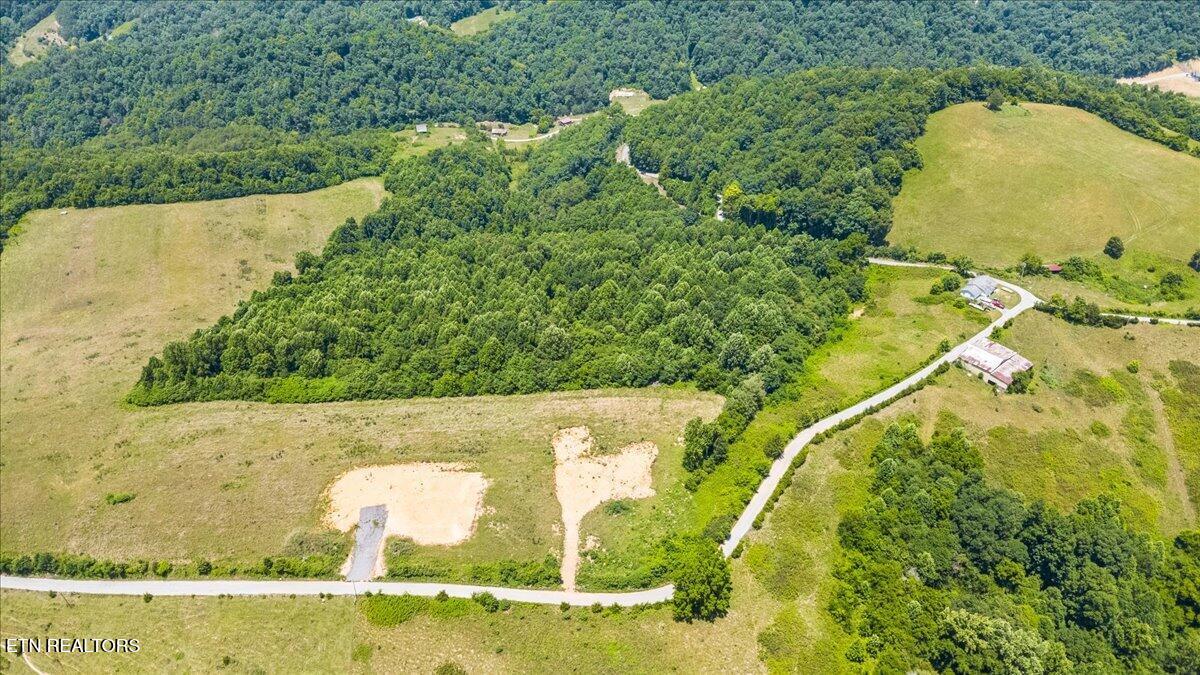 6 Bundren Mountain Road Tazewell, TN 37879 - Photo 5 of 14 12-Bundren Mountain Rd