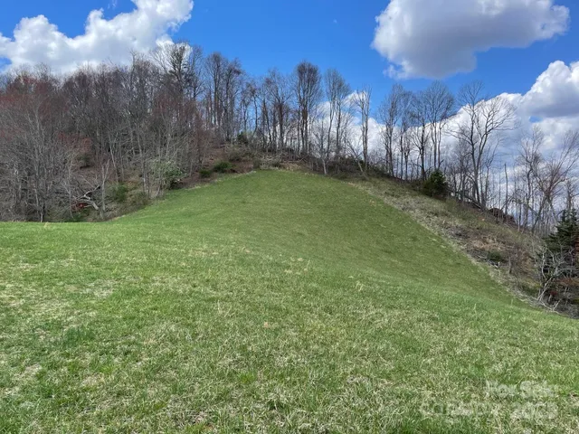 a view of a outdoor space