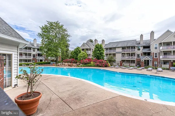 $1,850 | 3916 Penderview Drive, Unit 426, Fairfax, VA 22033