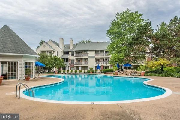 $1,850 | 3916 Penderview Drive, Unit 426, Fairfax, VA 22033