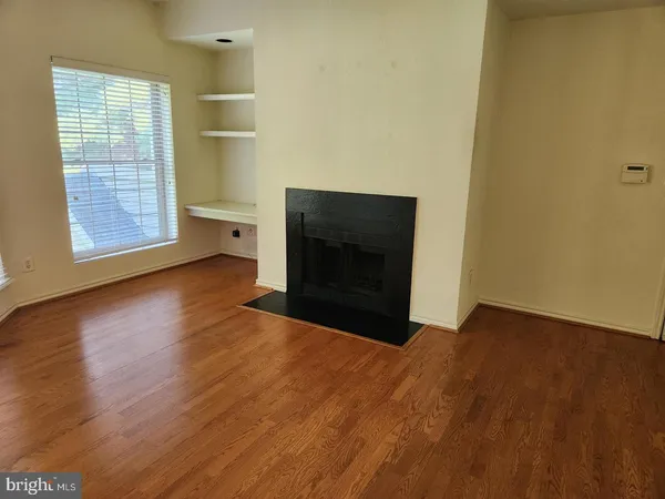 $1,850 | 3916 Penderview Drive, Unit 426, Fairfax, VA 22033