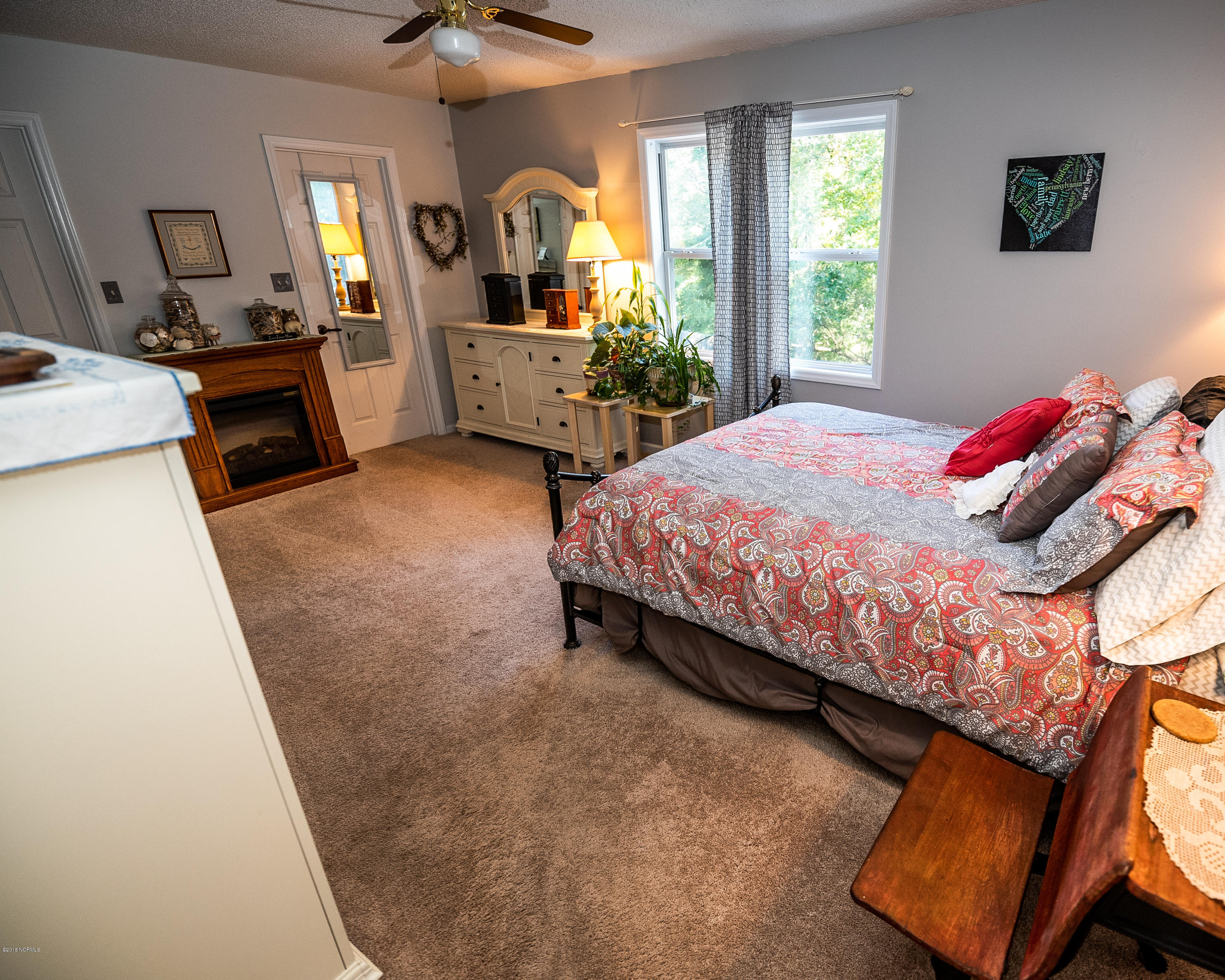 3910 Yarmouth Road New Bern, NC 28562 - Photo 14 of 30 Master Bedroom