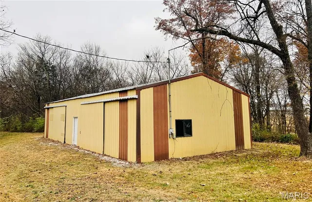 $255,000 | 5511 Cedar Ridge Lane, Red Bud, IL 62278