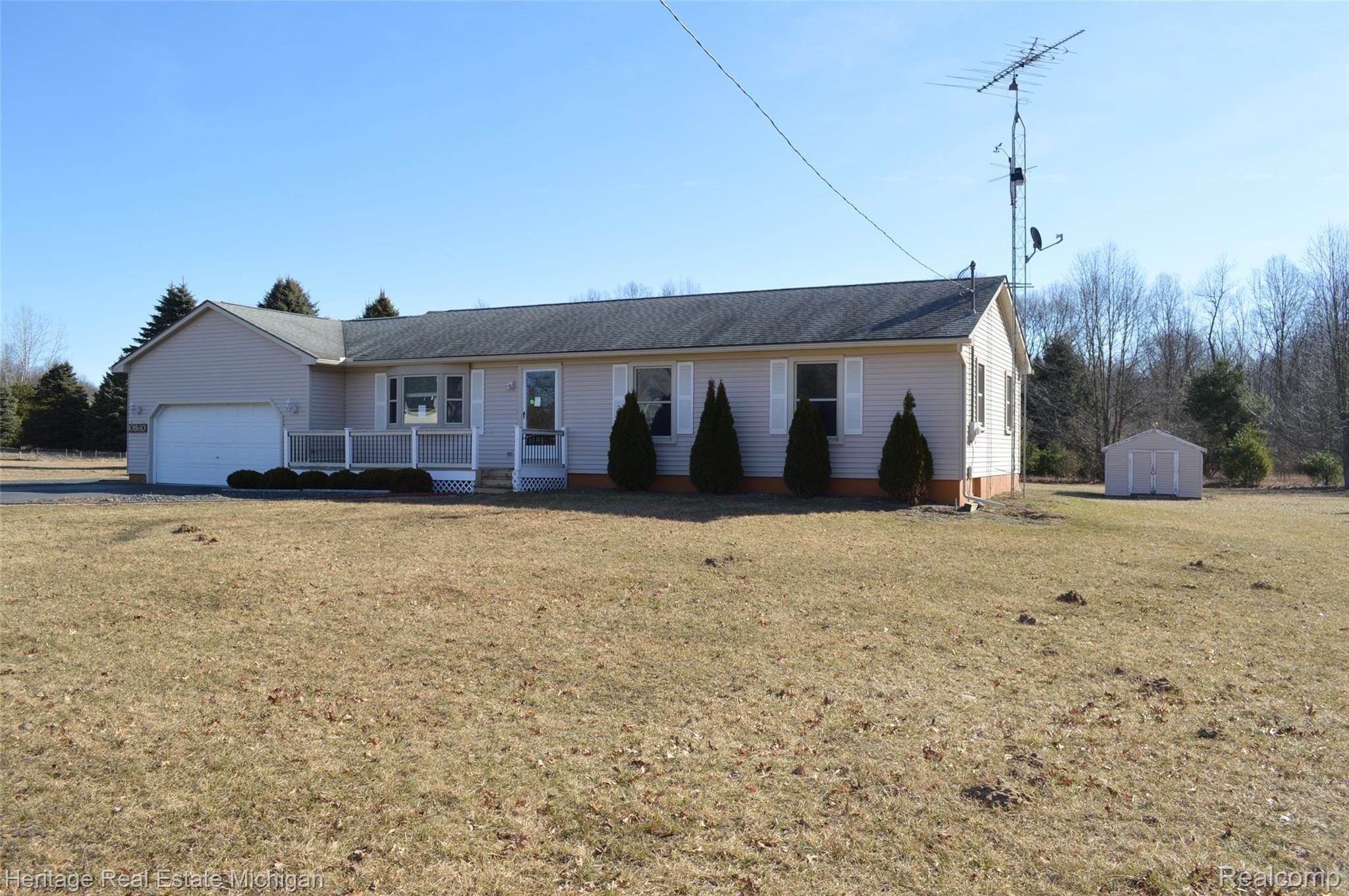 10860 Antcliff Road Fowlerville, MI 48836 - Photo 19 of 30 DSC_1152.JPG