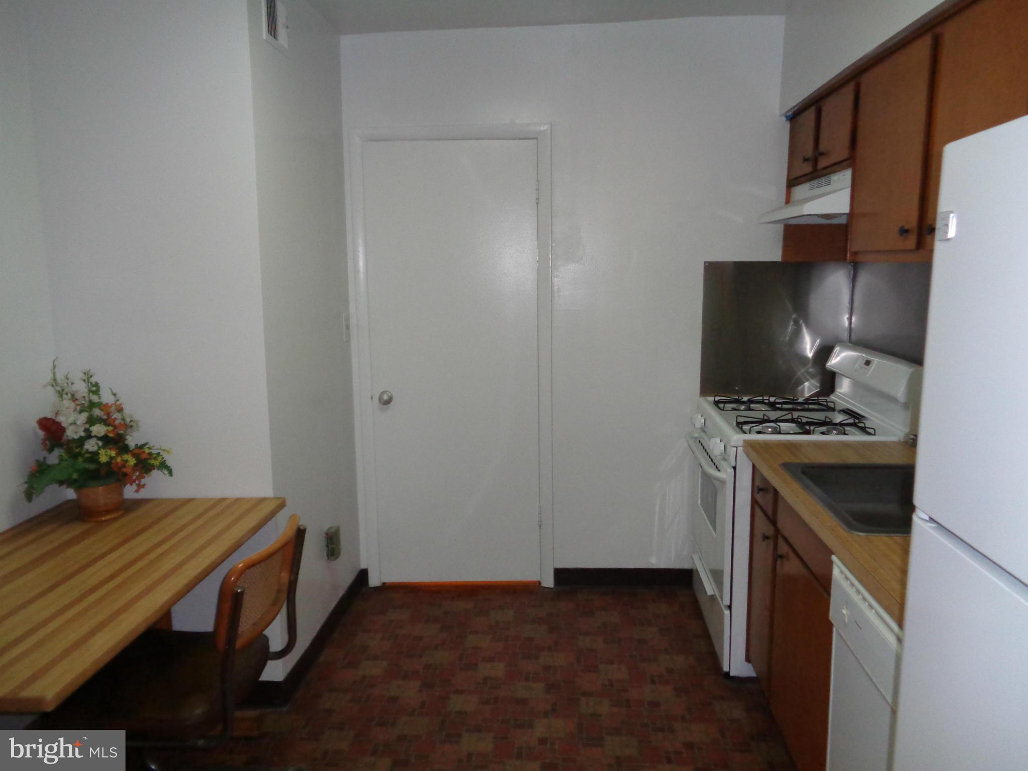 7 Cross Keys Road, Unit 7F Baltimore, MD 21210 - Photo 11 of 27