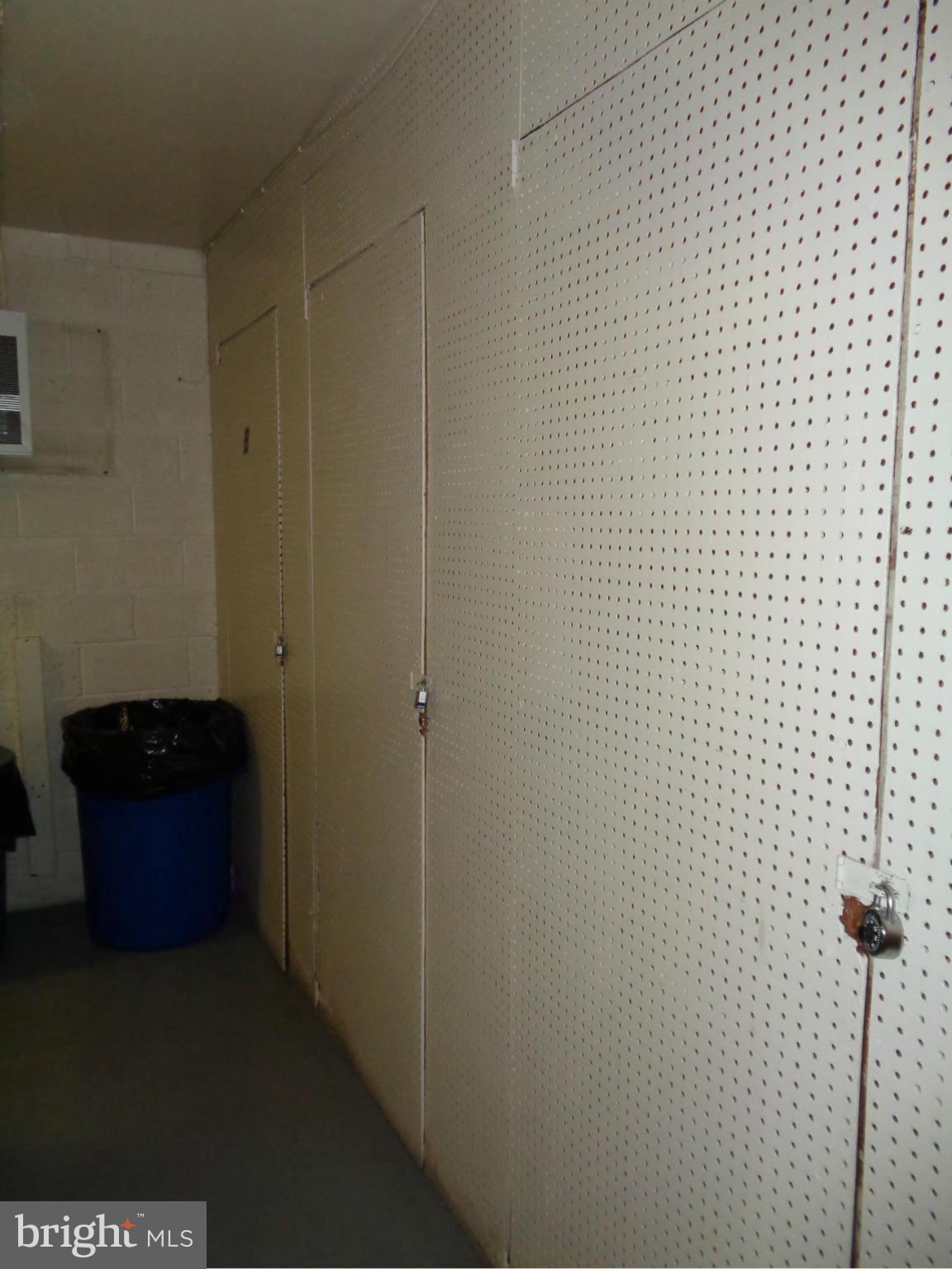 7 Cross Keys Road, Unit 7F Baltimore, MD 21210 - Photo 25 of 27 a view of a bathroom
