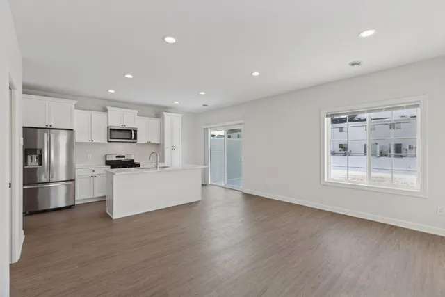 $345,000 | 628 Franklin Street, Roberts, WI 54023